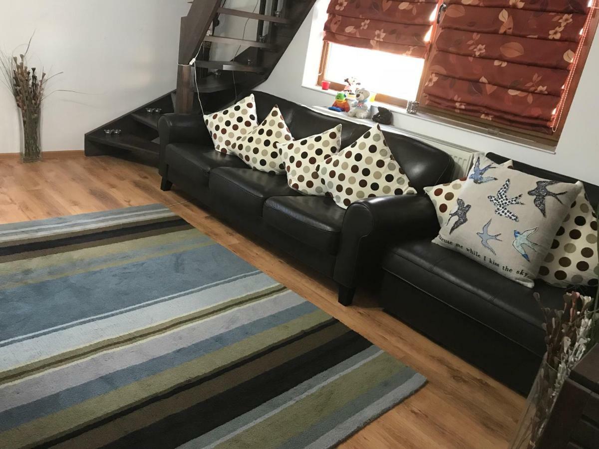 Luxury Apartment Mihai Bravu Bucarest Esterno foto